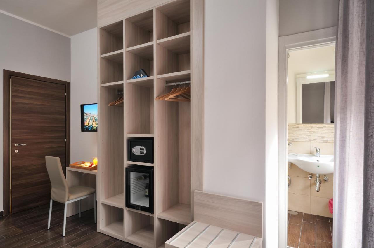 Twin Room Private Bathroom